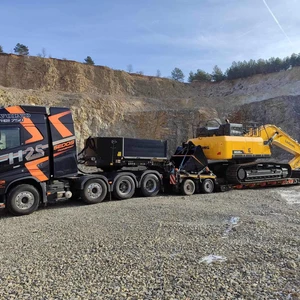 421919546_856979749767603_6093667797677163619_n